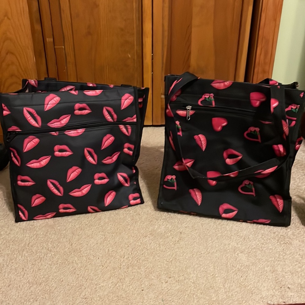 Luggage Set with Fun Design - Picture 3 of 6